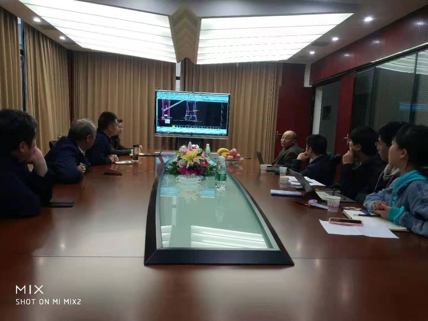 長期與華中科技大學教授及團隊合作