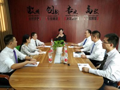 朝氣蓬勃、銳意進(jìn)取的管理團(tuán)隊(duì)